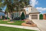 647 Fountainview Drive - Photo 3