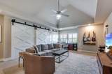 647 Fountainview Drive - Photo 30