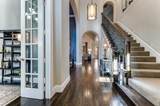 647 Fountainview Drive - Photo 4