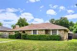 814 Oakbluff Drive - Photo 2