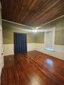 300 Oak Street - Photo 25