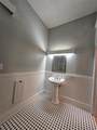 300 Oak Street - Photo 26