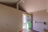 944 Commercial Ave - Photo 34