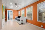 425 Belden Street - Photo 15