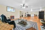 447 Masthead - Photo 17