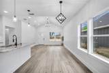 928 Duckenfield - Photo 11