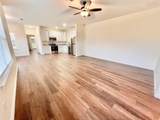 327 Nelson Street - Photo 3