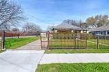 2457 Glenfield Avenue - Photo 3