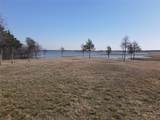 552 Lakeshore Lane - Photo 10