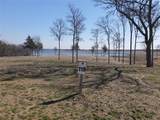 552 Lakeshore Lane - Photo 8