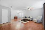 521 Oriel Circle - Photo 9