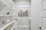 1605 Madrid Way - Photo 16