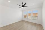 712 Hawthorn Lane - Photo 33