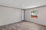 210 Cloverleaf Drive - Photo 17