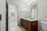 2205 Stoneleigh Place - Photo 32