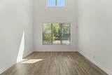 2522 Campden Mews - Photo 14