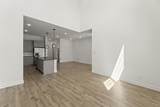 2522 Campden Mews - Photo 15