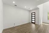 2522 Campden Mews - Photo 8