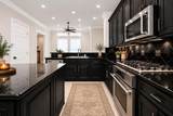 2906 Thomas Avenue - Photo 4