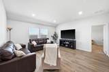 1012 Grand View Drive - Photo 8