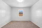 2404 Louise Street - Photo 31