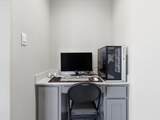 16032 Farringdon Way - Photo 14