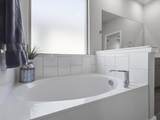 16032 Farringdon Way - Photo 18