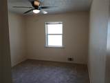 910 Worcester Lane - Photo 14