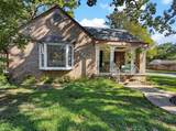 2233 Goldenrod Avenue - Photo 2