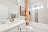 4536 Wordsworth Avenue - Photo 32