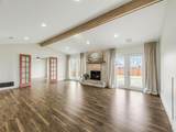 303 6th Street - Photo 4