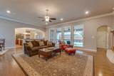 843 Elgin Court - Photo 22