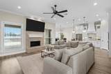 10201 Castleberry Lane - Photo 8