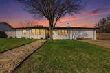 539 Stewart Street - Photo 2