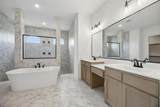 5013 Valley View Drive - Photo 15