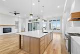 911 Brinn Boulevard - Photo 13