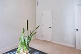 1004 Vintage Avenue - Photo 27