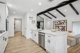 912 Glen Oaks Boulevard - Photo 13