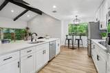 912 Glen Oaks Boulevard - Photo 14