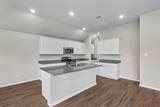3300 Royal Forest Drive - Photo 11