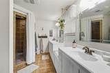 2105 Franklin Avenue - Photo 32