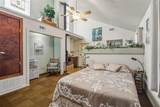 2105 Franklin Avenue - Photo 37