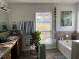 112 Oak Meadow Trail - Photo 11