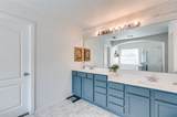 9812 Marthas Vineyard Circle - Photo 11