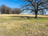 422 Private Road 21146 - Photo 1