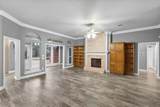 303/305 Cecile Court - Photo 4