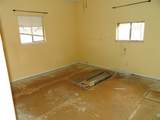 110 Bois D Arc Street - Photo 14
