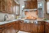1121 Spencer Street - Photo 11