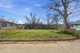 1060 Oleander Street - Photo 6
