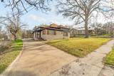 582 College Street - Photo 3